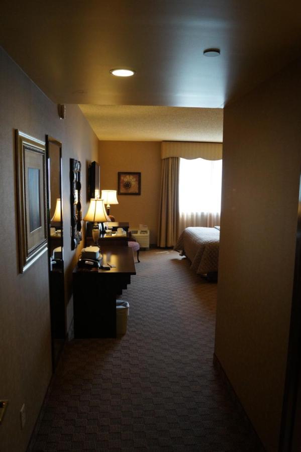 Salvatores Grand Hotel Williamsville Esterno foto