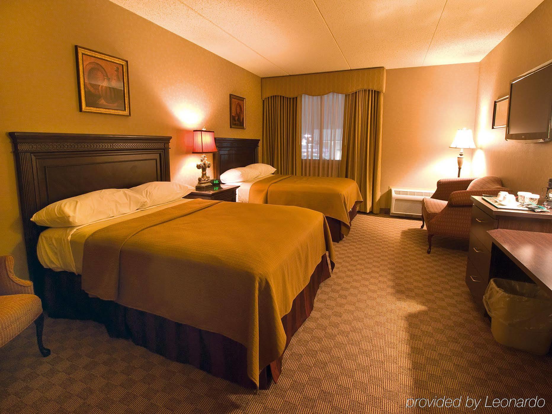 Salvatores Grand Hotel Williamsville Esterno foto